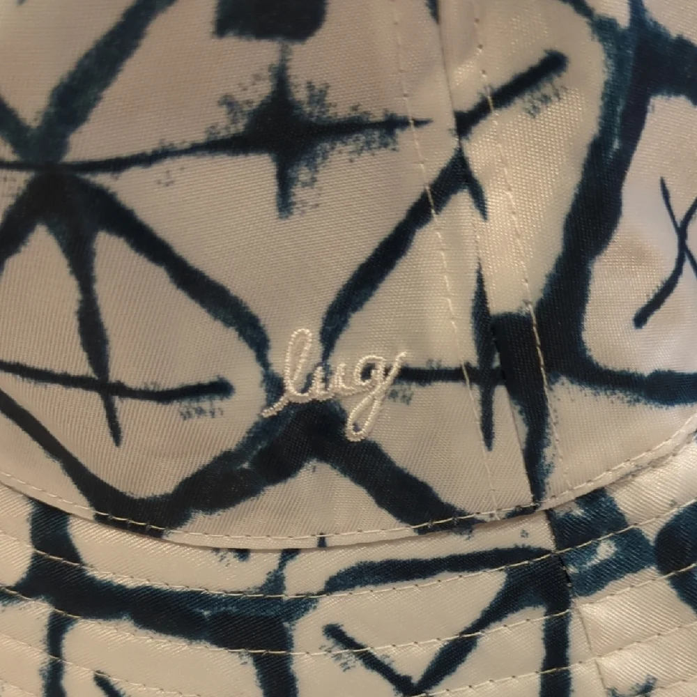 Lug Canopy Bucket Hat - Diamond White/Navy - NWOT - Picture 4 of 8